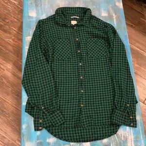 Women’s Large Button-Down Top